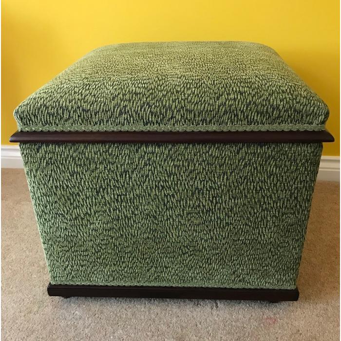 Victorian ottoman.jpg_1